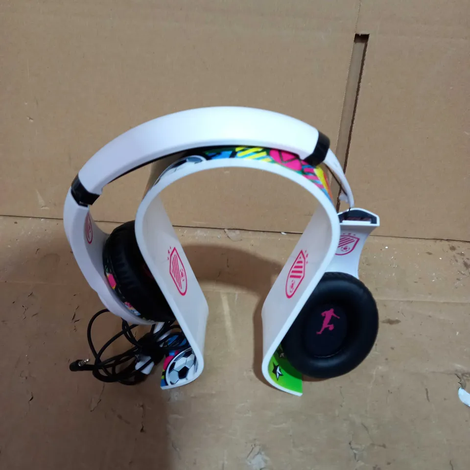 STEALTH GAMING WIRED GAMING HEADSET WITH STAND 