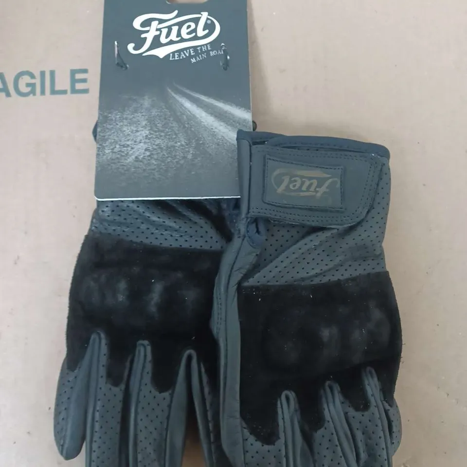 FUEL W22-GLOVES IN BLACK SIZE XL