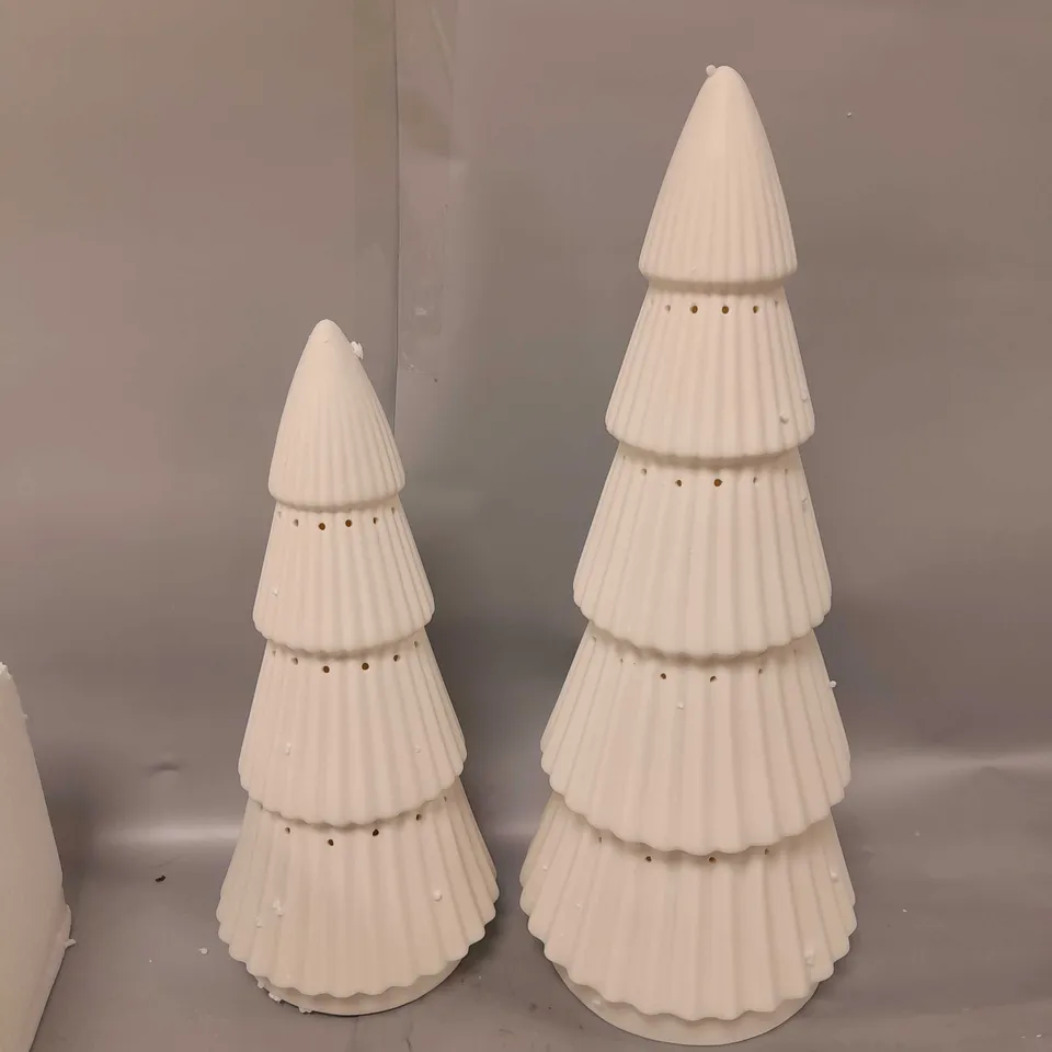 OUTLET K BY KELLY HOPPEN SET OF 2 LIGHT UP ORNAMENTS - TREES