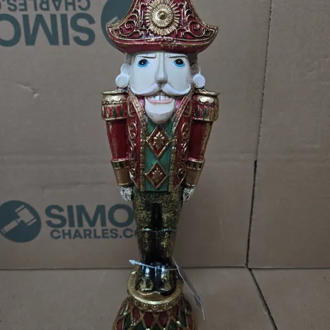 BOX OF 2 GISELA GRAHAM LONDON DECORATIVE NUTCRACKER  