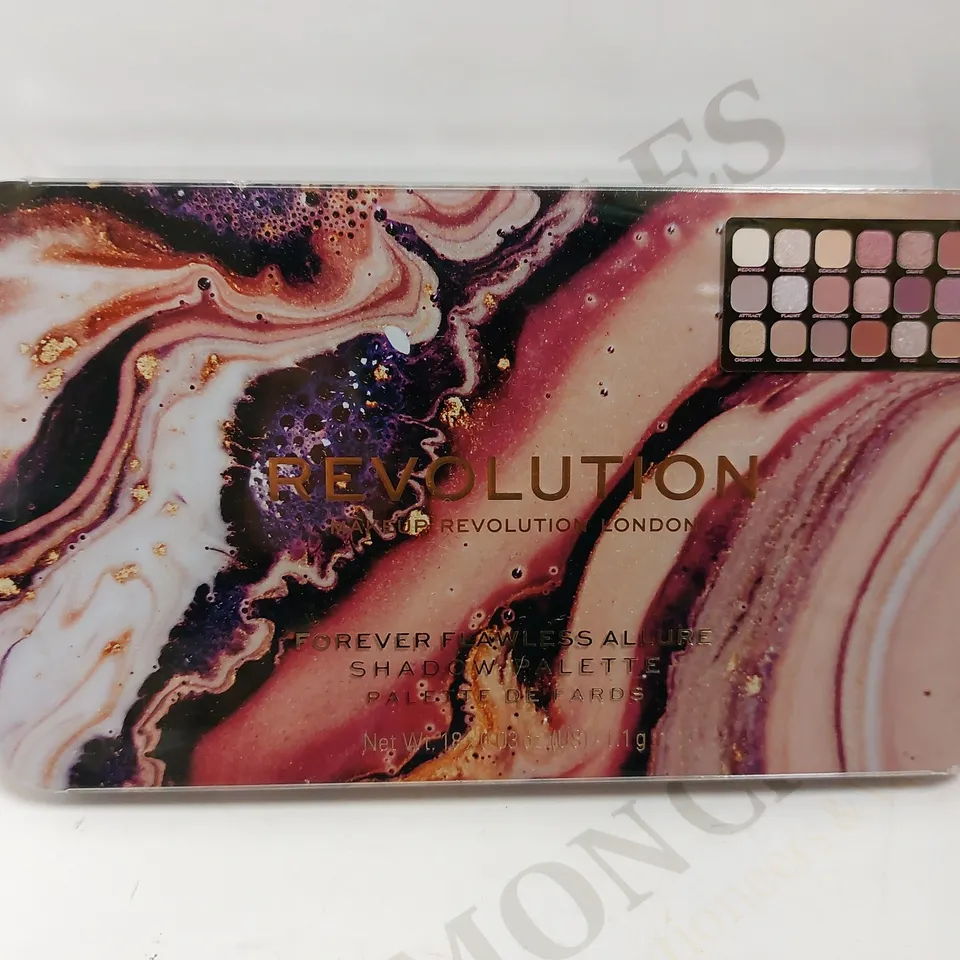 REVOLUTION FOREVER FLAWLESS SHADOW PALETTE