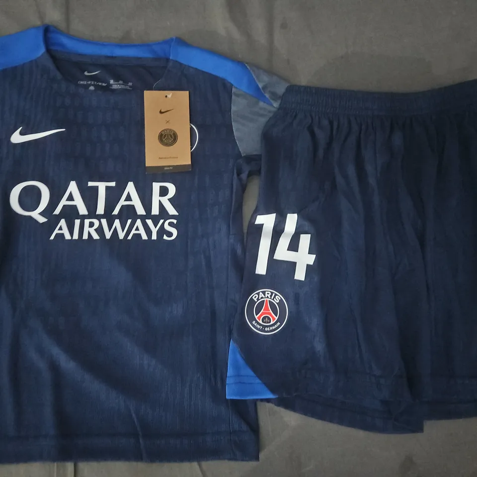 NIKE PARIS SAINT GERMAIN FOOTBALL KIT SIZE 20 - D.DOUÉ NUMBER 14