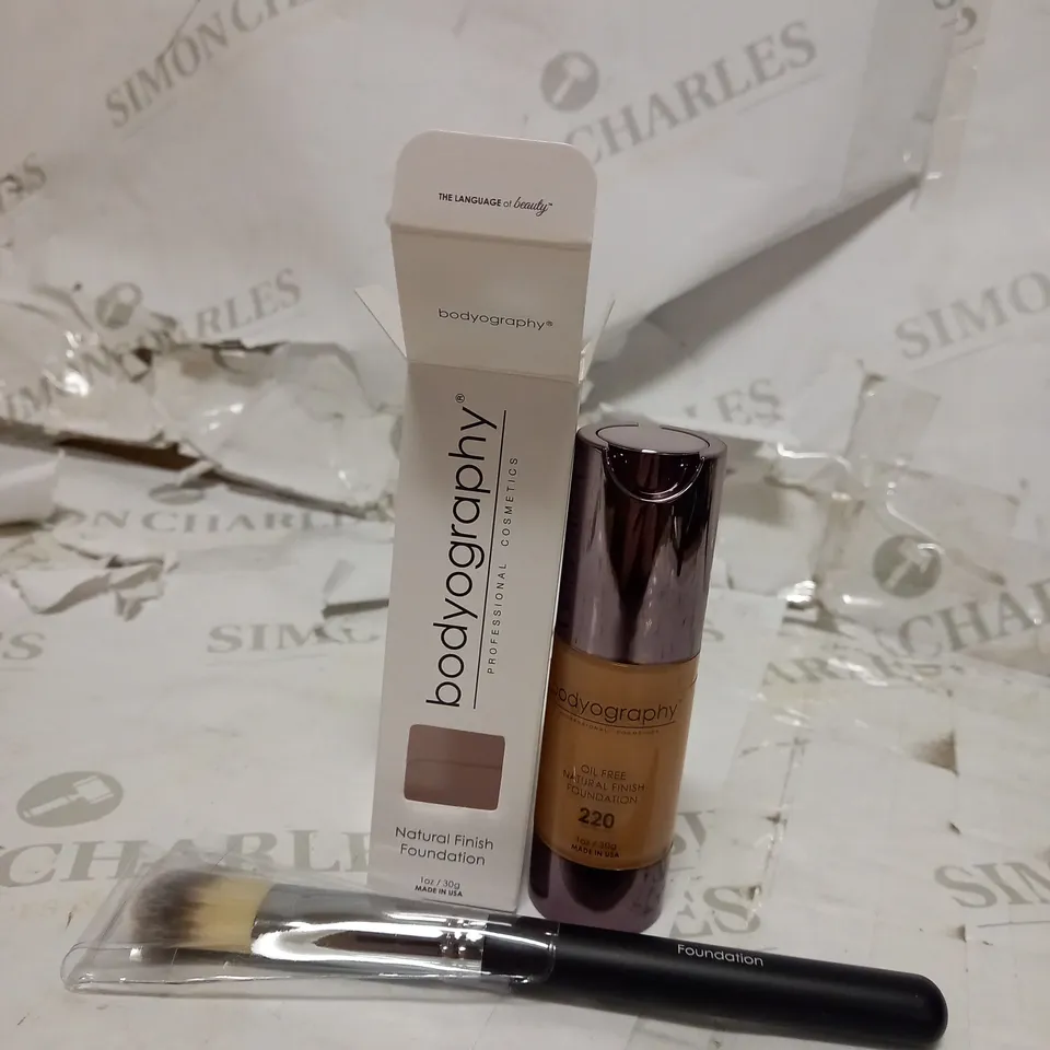 BODYOGRAPHY NATURAL FINISH FOUNDATION 30G - WITH BRUSH 