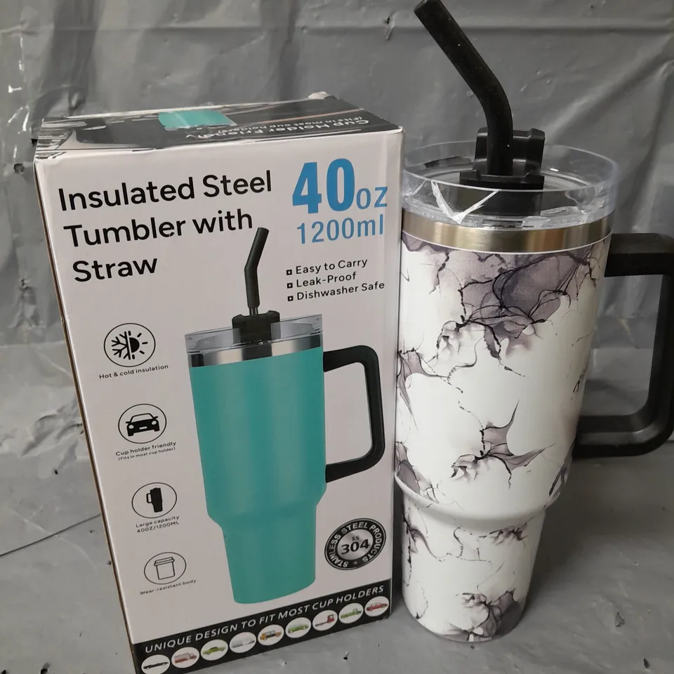 BOXED INSULATED STEEL TIMBLER WITH STRAW IN WHITE/BLACK