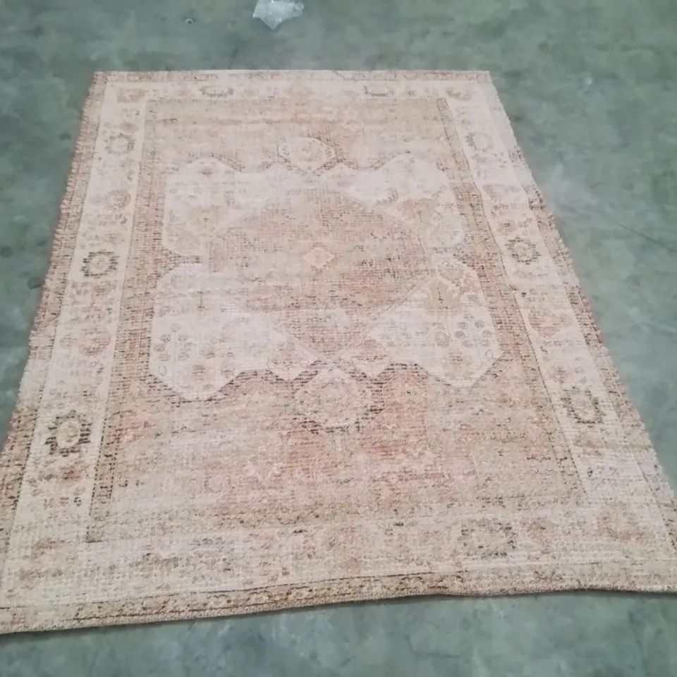 QUALITY DESIGNER AREA RUG - APPROXIMATELY 180X130CM