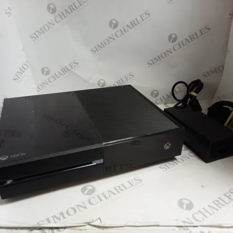 XBOX ONE CONSOLE IN BLACK