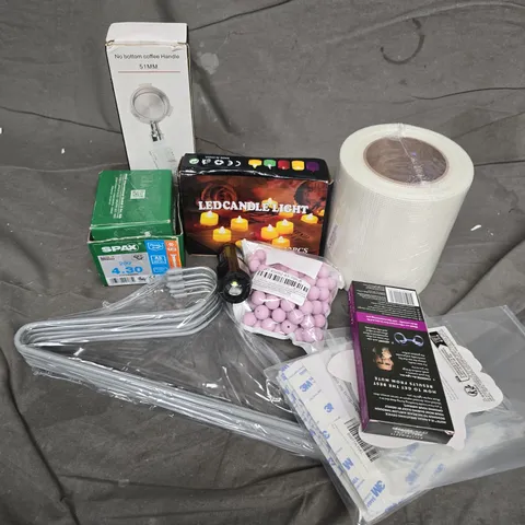 APPROXIMATELY 12 ASSORTED HOUSEHOLD ITEMS TO INCLUDE LED CANDLE LIGHT, COFFEE HANDLE, MUTE STARTER PACK, ETC
