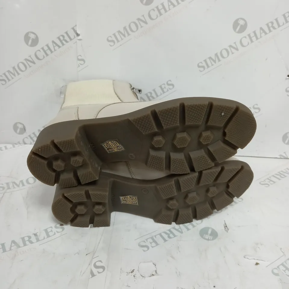 ADES ELODIE HIGH BOOTS IN CREAM - SIZE 7