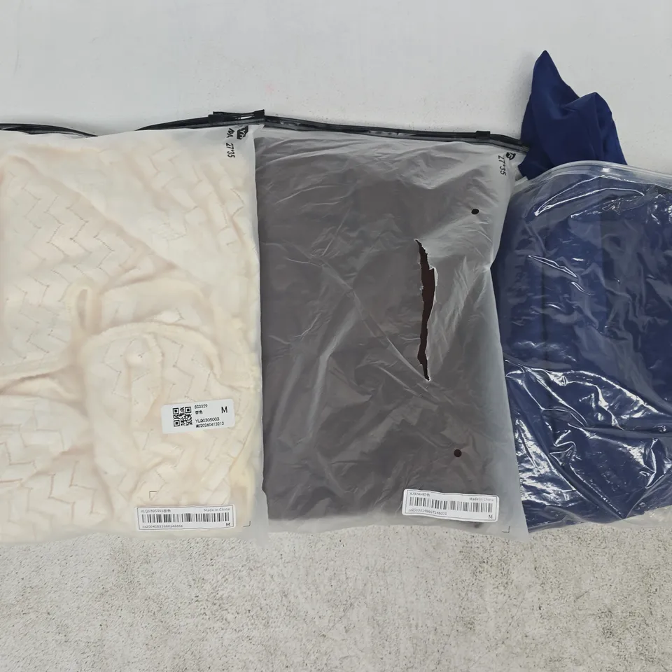 APPROXIMATELY 20 ASSORTED CLOTHING AND FASHION PRODUCTS IN VARIOUS STYLES AND SIZES - COLLECTION ONLY