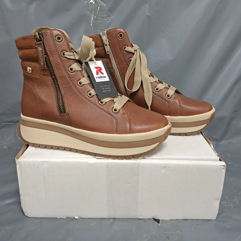BOXED PAIR OF RIEKER HIGH TOP TRAINERS IN TAN SIZE 3.5