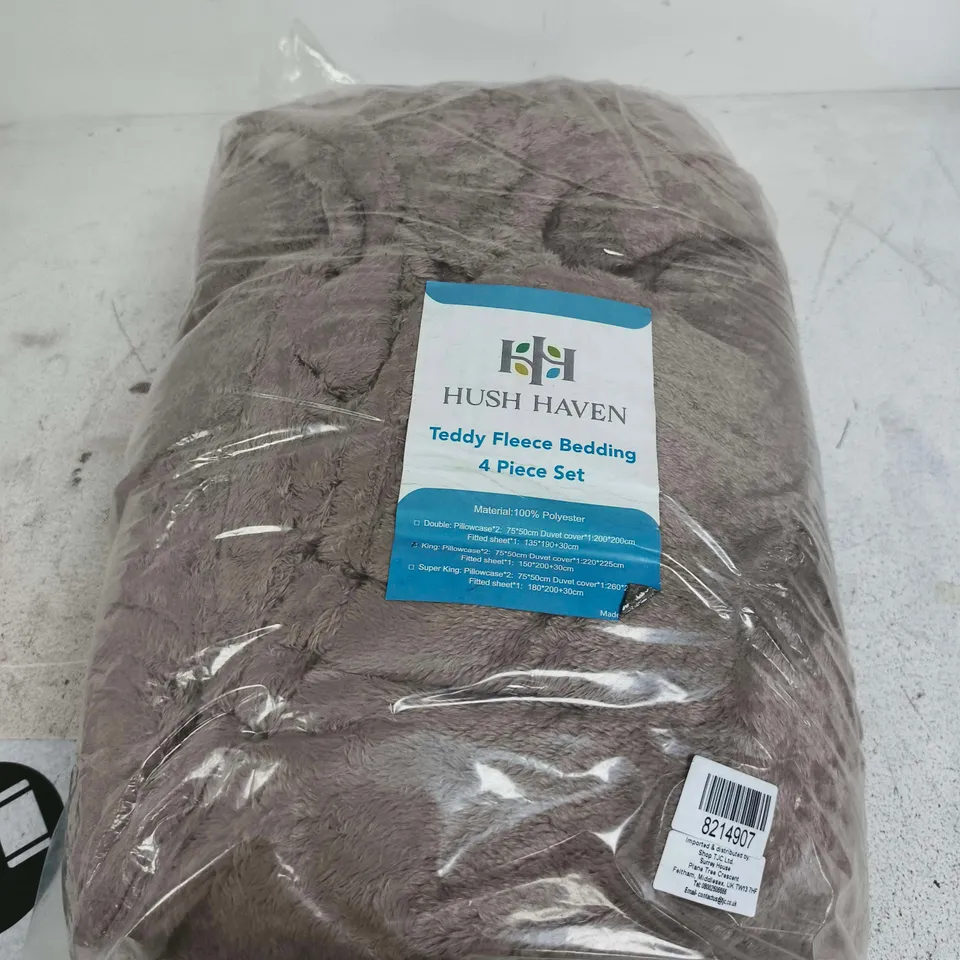 HUSH HAVEN TEDDY FLEECE BEDDING 4 PIECE SET
