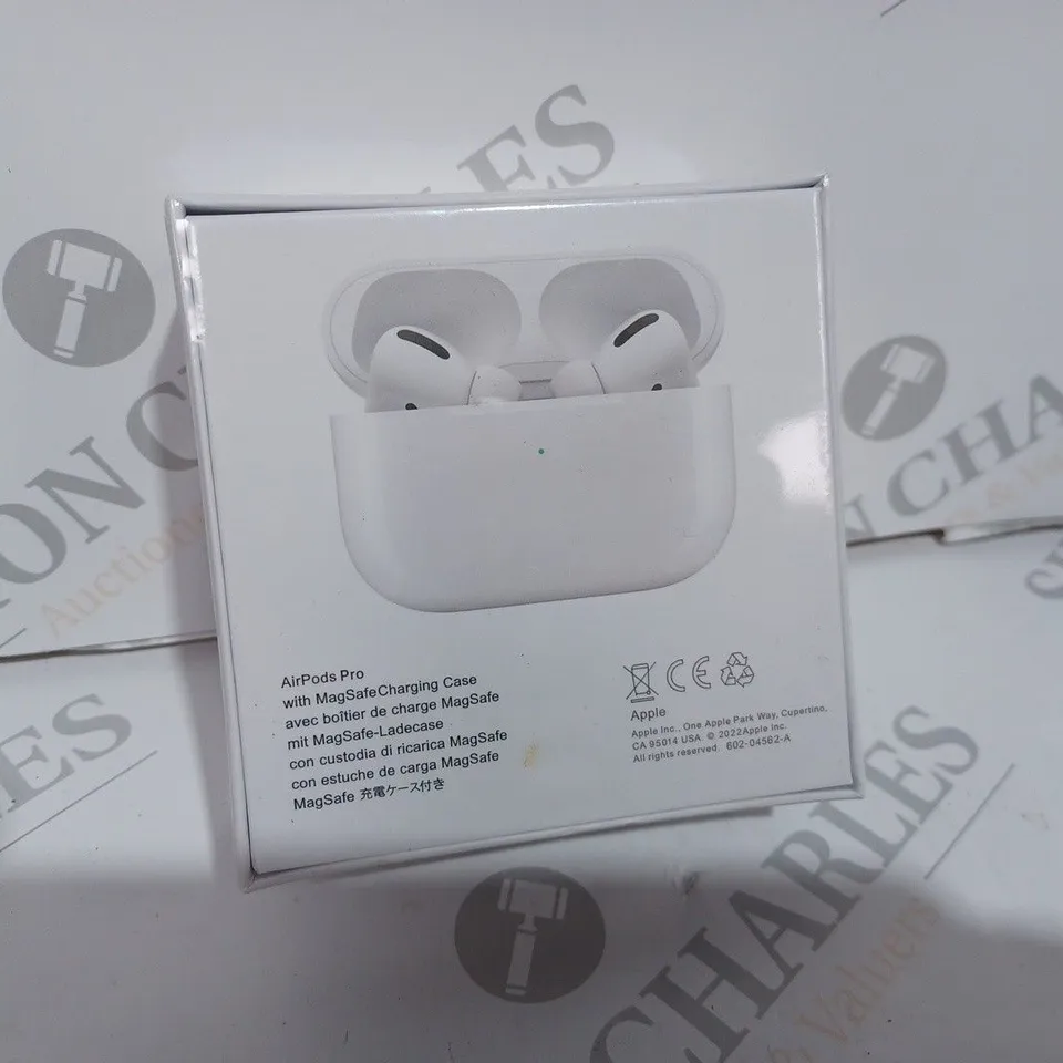 SEALED BOXED APPLE AIRPODS PRO [1ST GEN] WITH MAGSAFE CASE