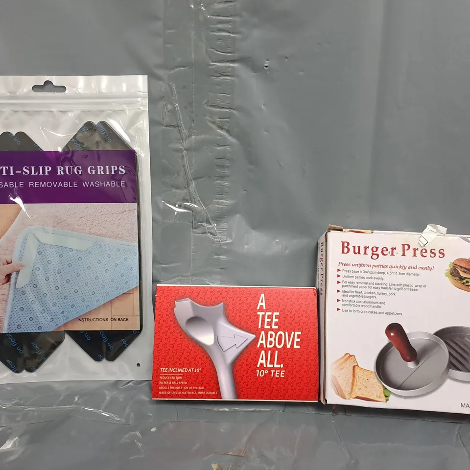 APPROXIMATELY 12 ASSORTED HOUSEHOLD ITEMS TO INCLUDE BURGER PRESS, GOLF TEES, ANTI-SLIP RUG GRIPS, ETC