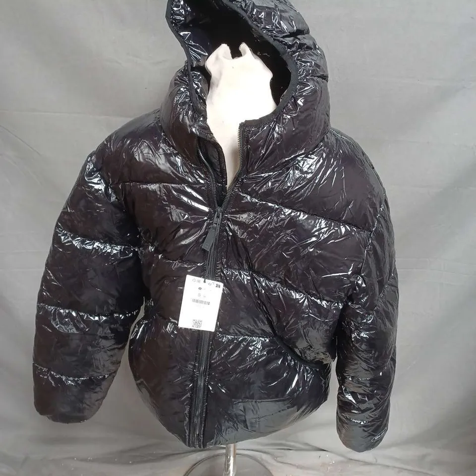 BERSHKA HOODED PUFFER JACKET IN SHINY BLACK SIZE S