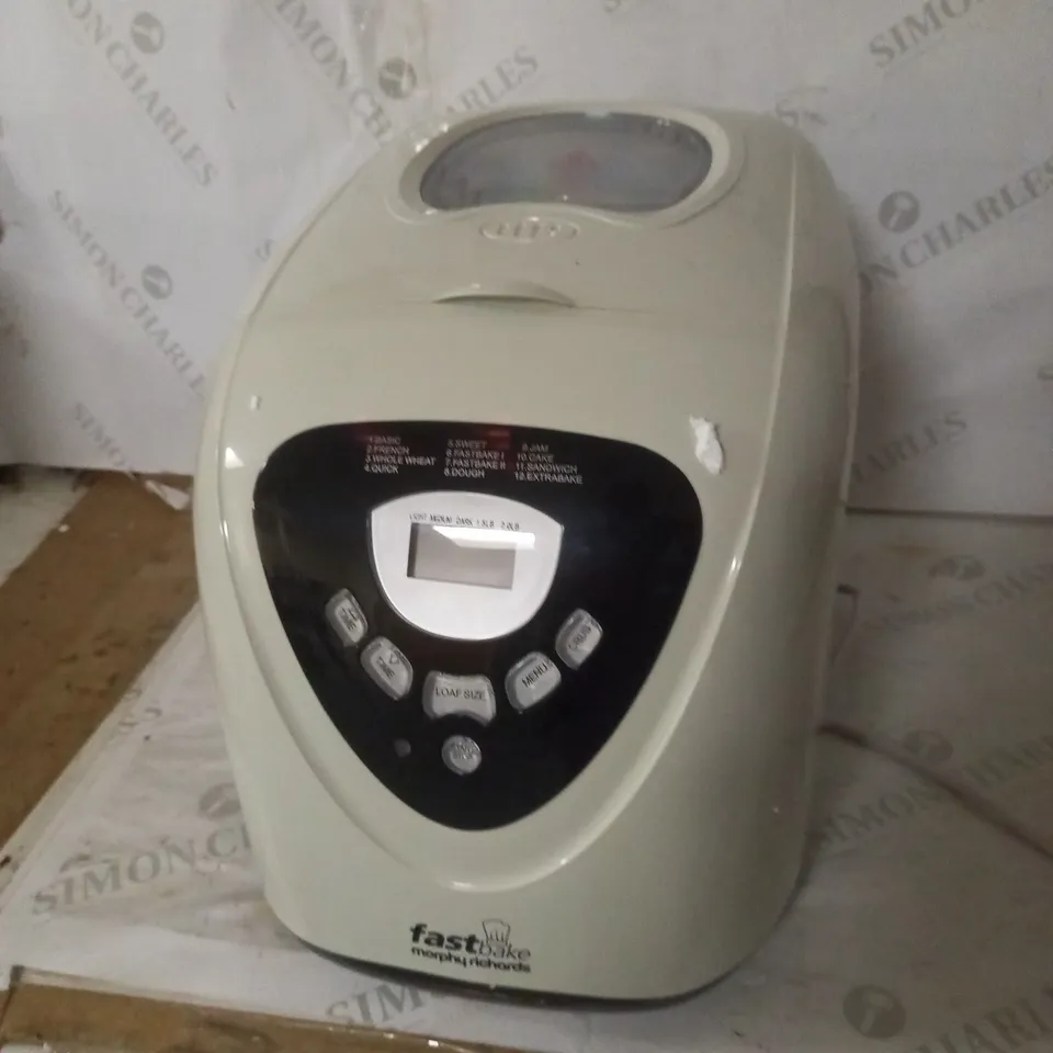 MORPHY RICHARDS FASTBAKE BREADMAKER