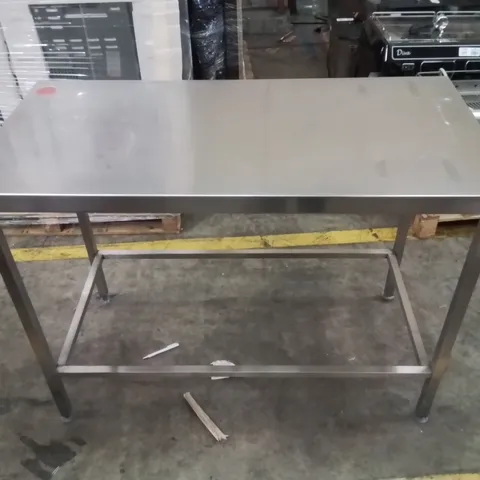 STAINLESS STEEL INDUSTRIAL CATERING WORKTOP/COUNTER