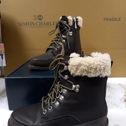 EMU AUSTRALIA OKAB WATERPROOD BOOT SIZE 6