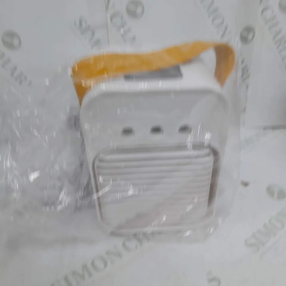 BOXED RECHARGEABLE PERSONAL SPACE COOLER FAN