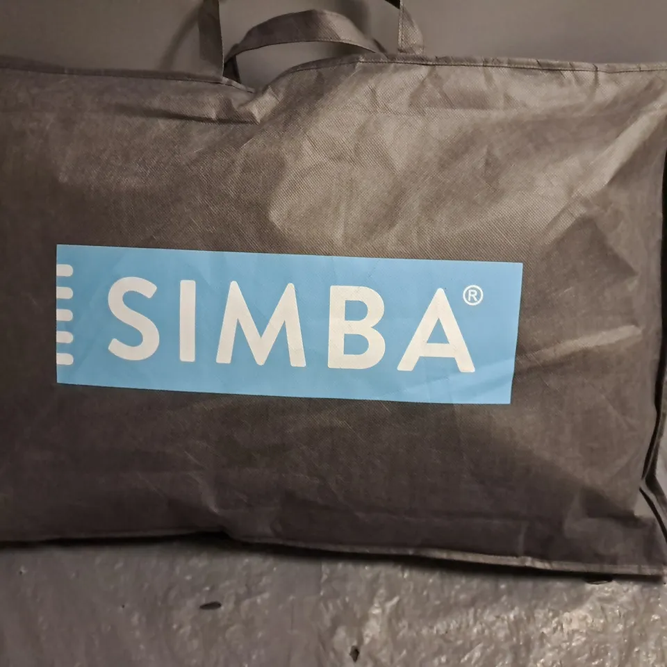 SIMBAPILLOW IN CARRY BAG