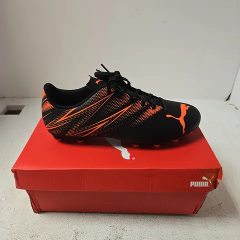 PUMA ATTACANTO FG/AG FOOTBALL BOOTS – UK 9 – BLACK/ORANGE