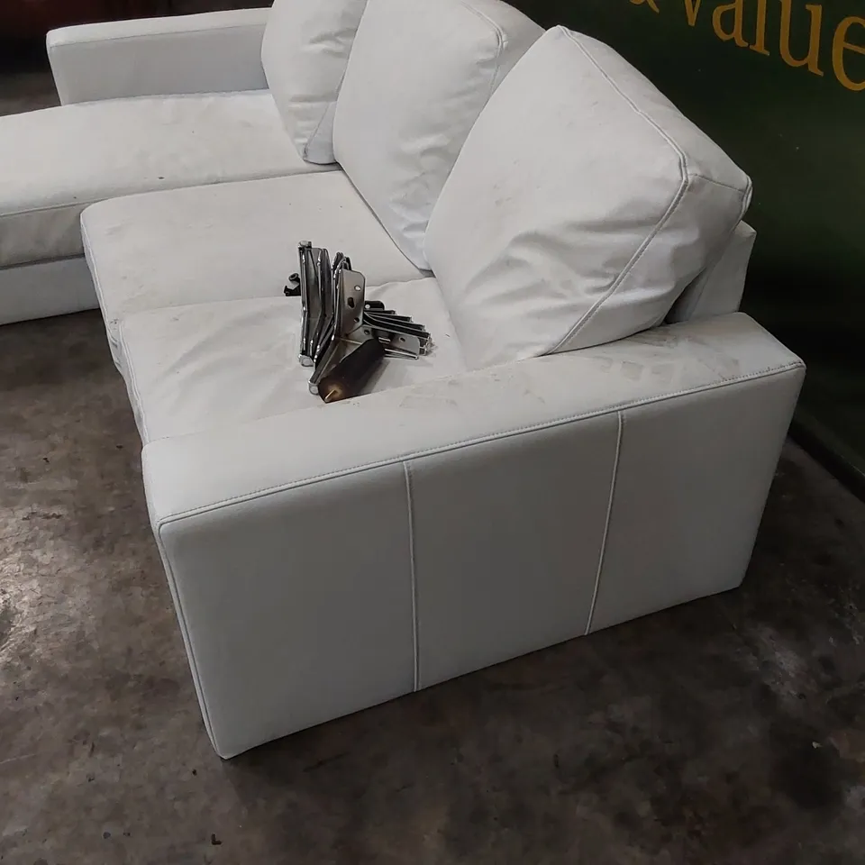 DESIGNER BALTIMORE WHITE L-SHAPED CORNER SOFA 