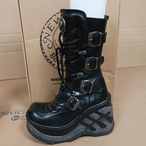 BOXED PAIR OF NEW ROCK CHUNKY SOLED BOOTS IN BLACK - 38