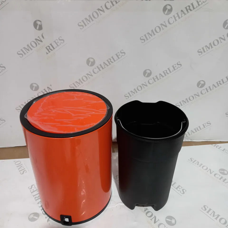 3L PEDDLE BIN - ORANGE 