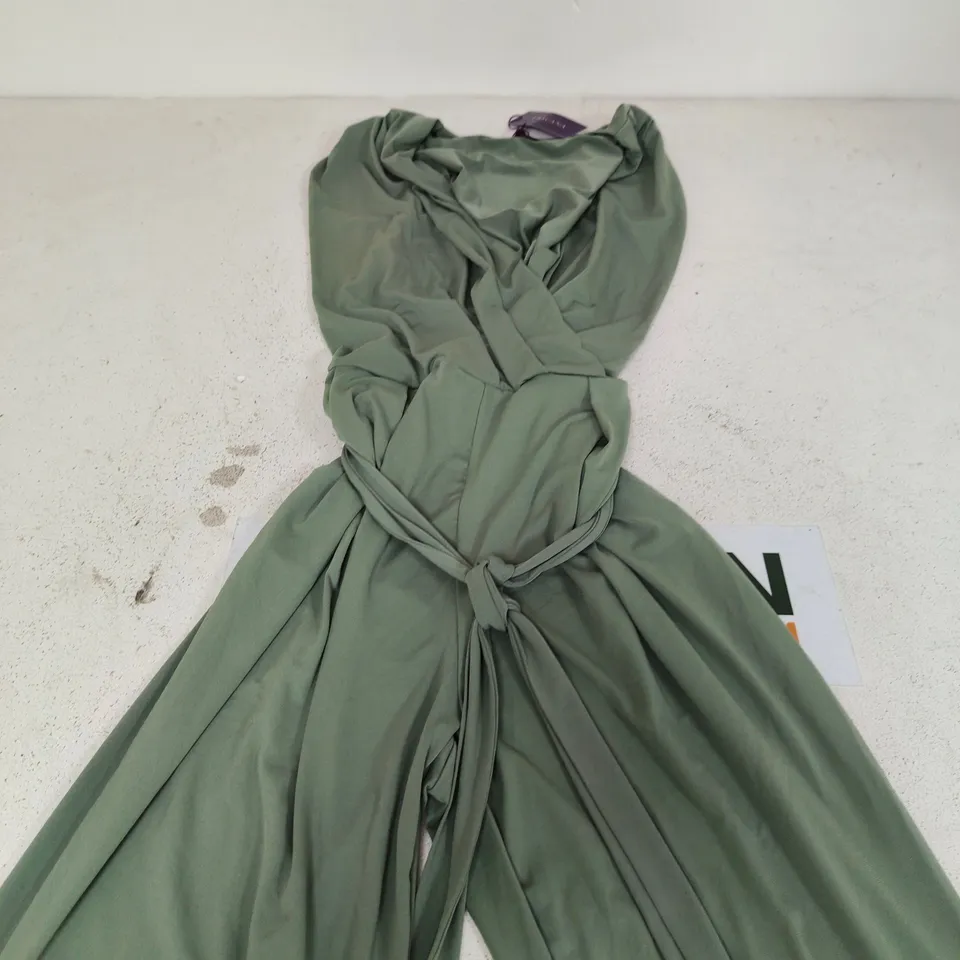 LASCANA BELTED JUMPSUIT JADE SIZE 14