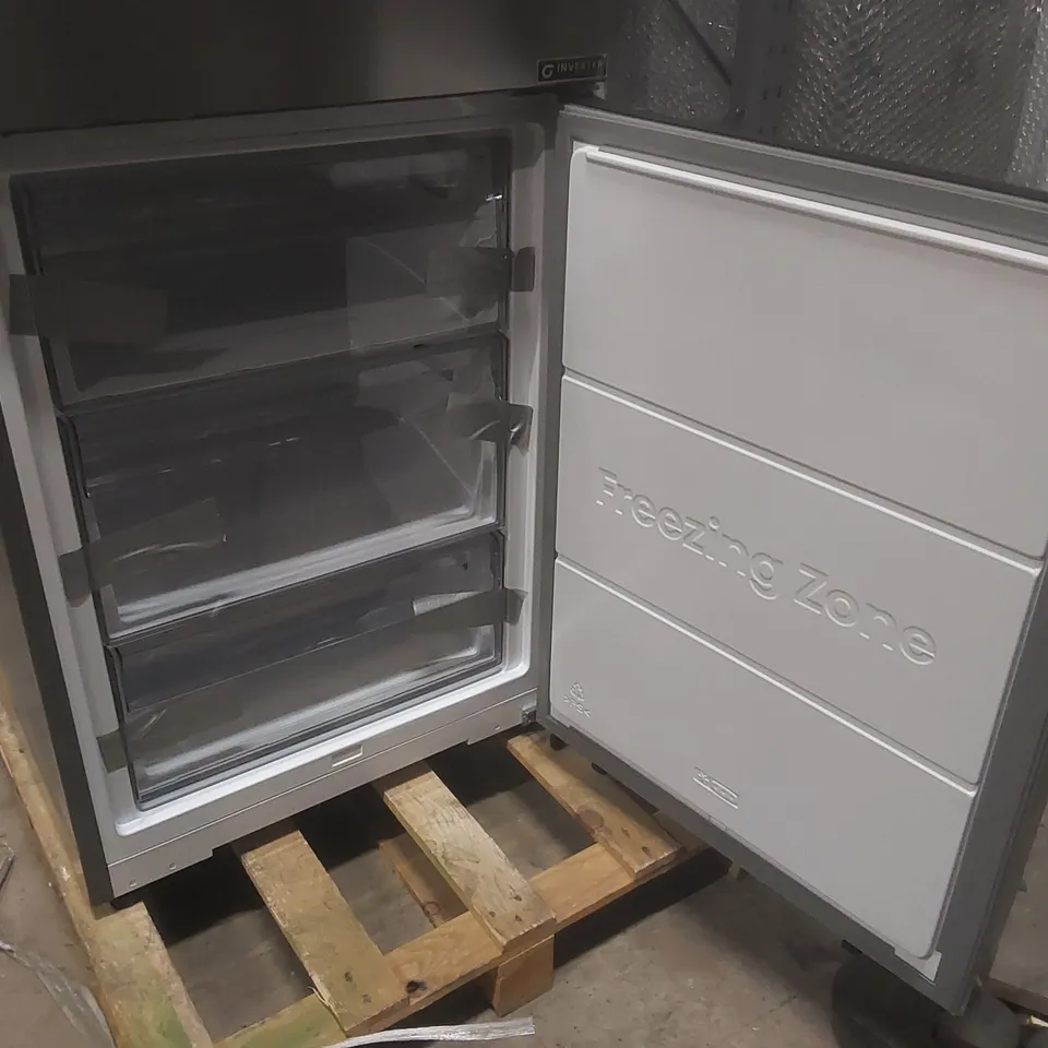 HISENSE KITCHENFIT RB3K330SAIC SMART 60/40 FRIDGE FREEZER - SILVER INOX