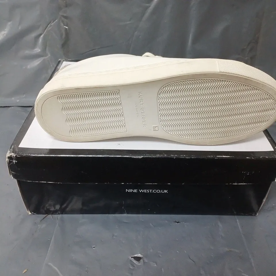 BOXED PAIR OF KURT GEIGER WHITE LEATHER TRAINERS - SIZE 38