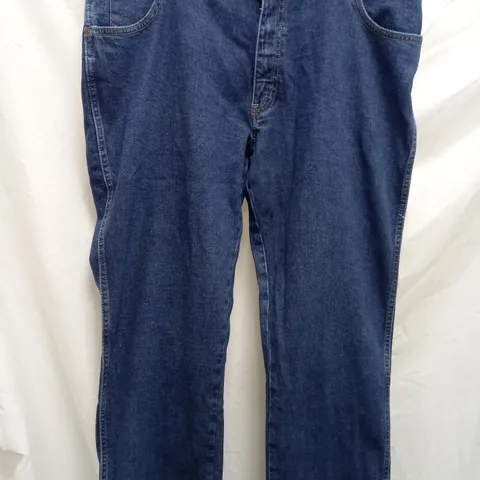 WRANGLER DURABLE QUALITY JEANS REGULAR FIT