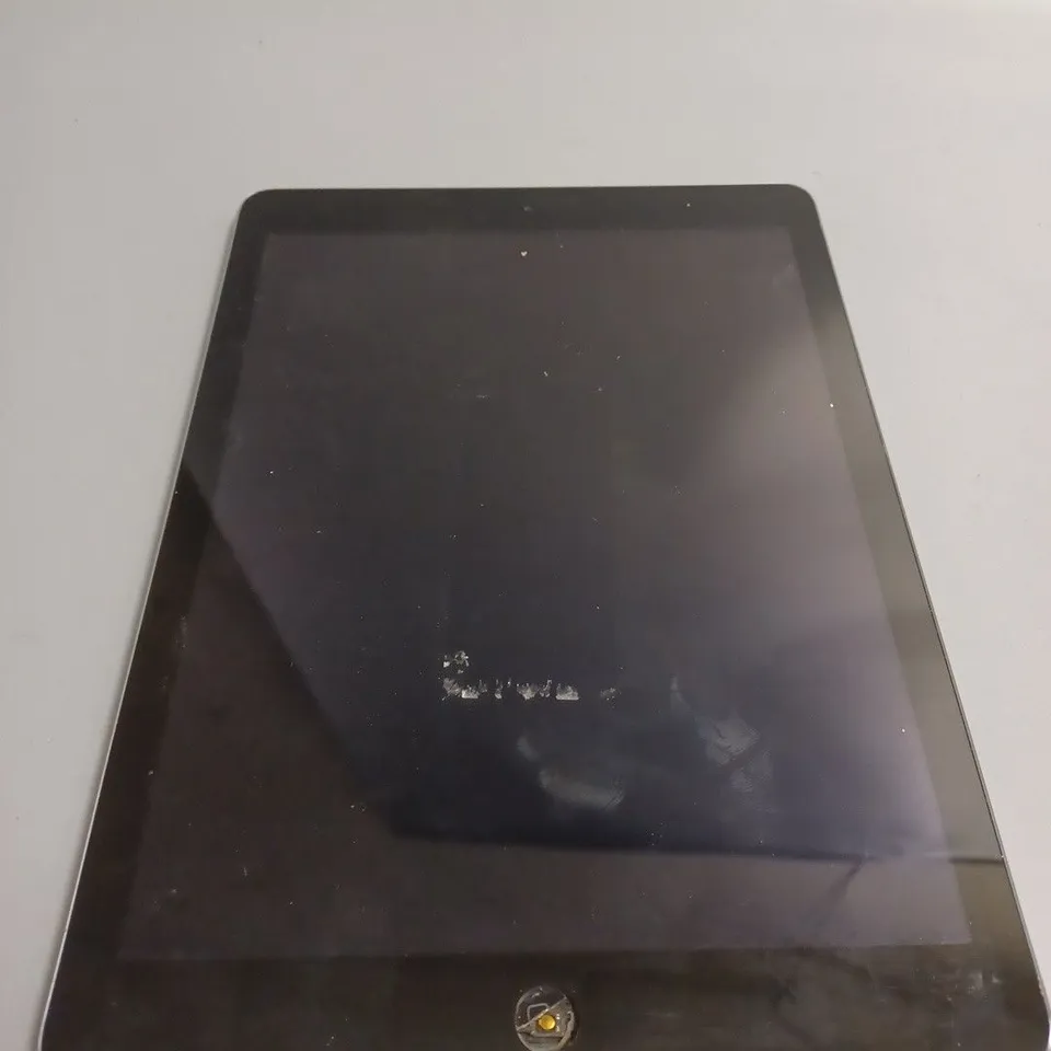 APPLE I PAD AIR 
