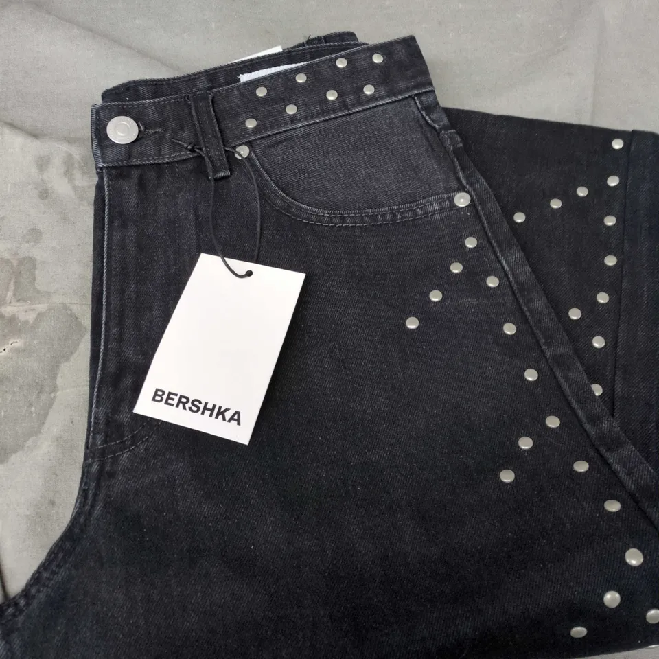 BERSHKA WOMEN'S BLACK DENIM JEANS WITH STUDDED DETAIL – UK 28 (EU 34)