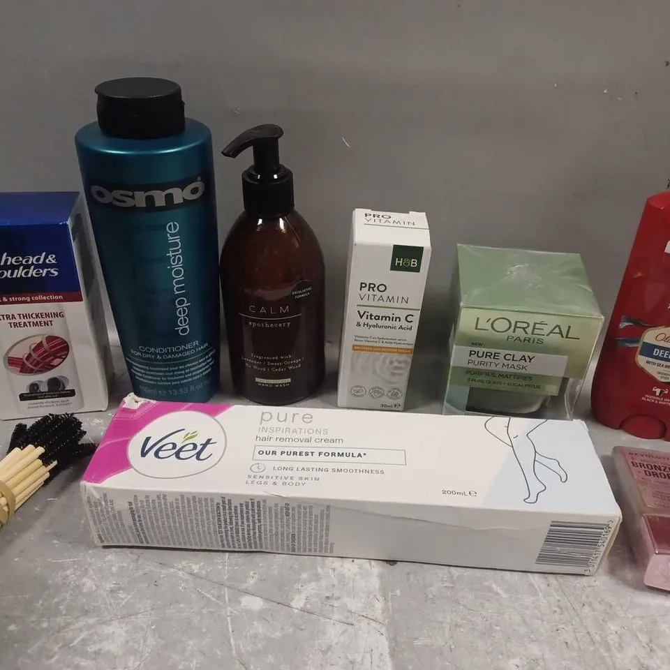 APPROX 20 ASSORTED BEAUTY PRODUCTS TO INCLUDE OSMO CONDITIONER, L'OREAL PURE CLAY MASK, VEET HAIR REMOVAL CREAM, ETC 