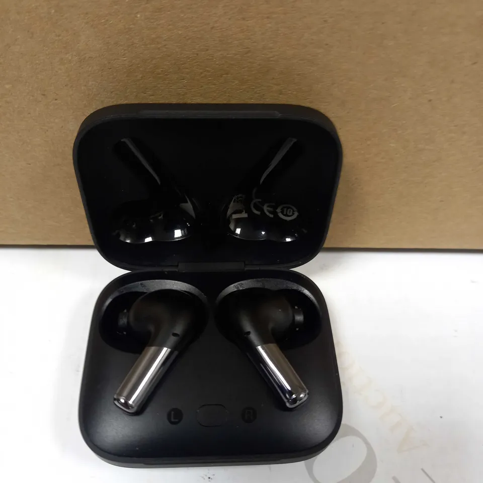 ONEPLUS BUDS PRO WIRELESS HEADPHONES