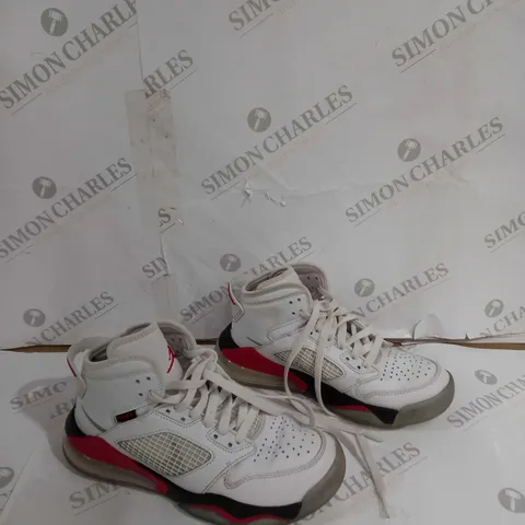 UNBOXED PAIR OF NIKE AIR JORDAN 270 MARS SIZE UK 4.5