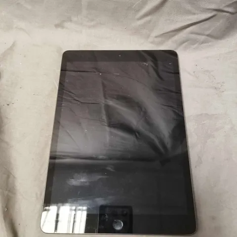 APPLE IPAD TABLET - A2429