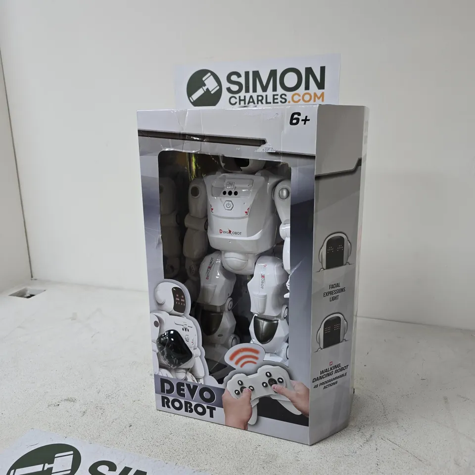 DEVO ROBOT WALKING/DANCING TOY ROBOT – BOXED (6+)