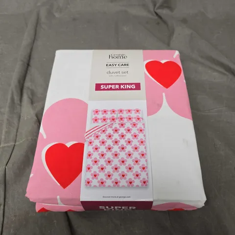 EASY CARE LOVE HEART DESIGN DUVET SET - SUPER KING
