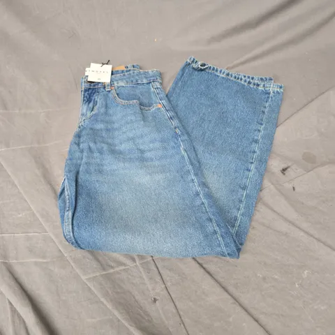 MOTEL DENIM LOW RISE PARALLEL JEANS IN BLUE SIZE W24 L32