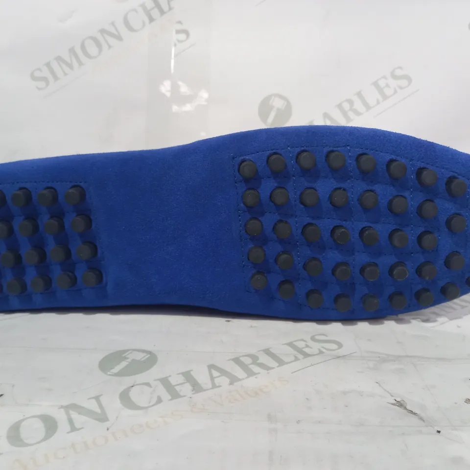 BOXED PAIR OF FASHION SLIP-ON SHOES IN BLUE EU SIZE 49