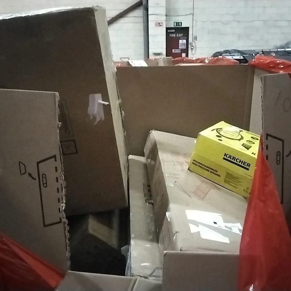 PALLET TO INCLUDE KARCHER HIGH PRESSURE WASHER,FOLDING BED AND OTHER ASSORTED ITEMS...