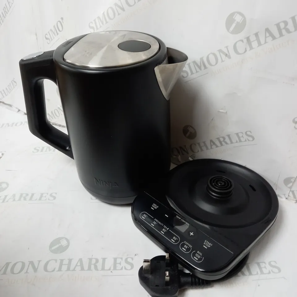 NINJA PERFECT TEMPERATURE KETTLE KT200UK