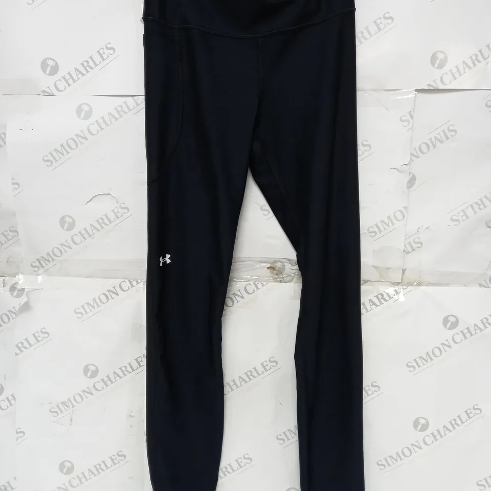 UNDER ARMOUR LEGGING PANTS IN BLACK - SMALL