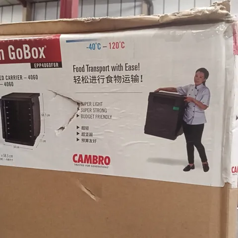 BOXED CAMBRO INSULATED CARRIER 4060