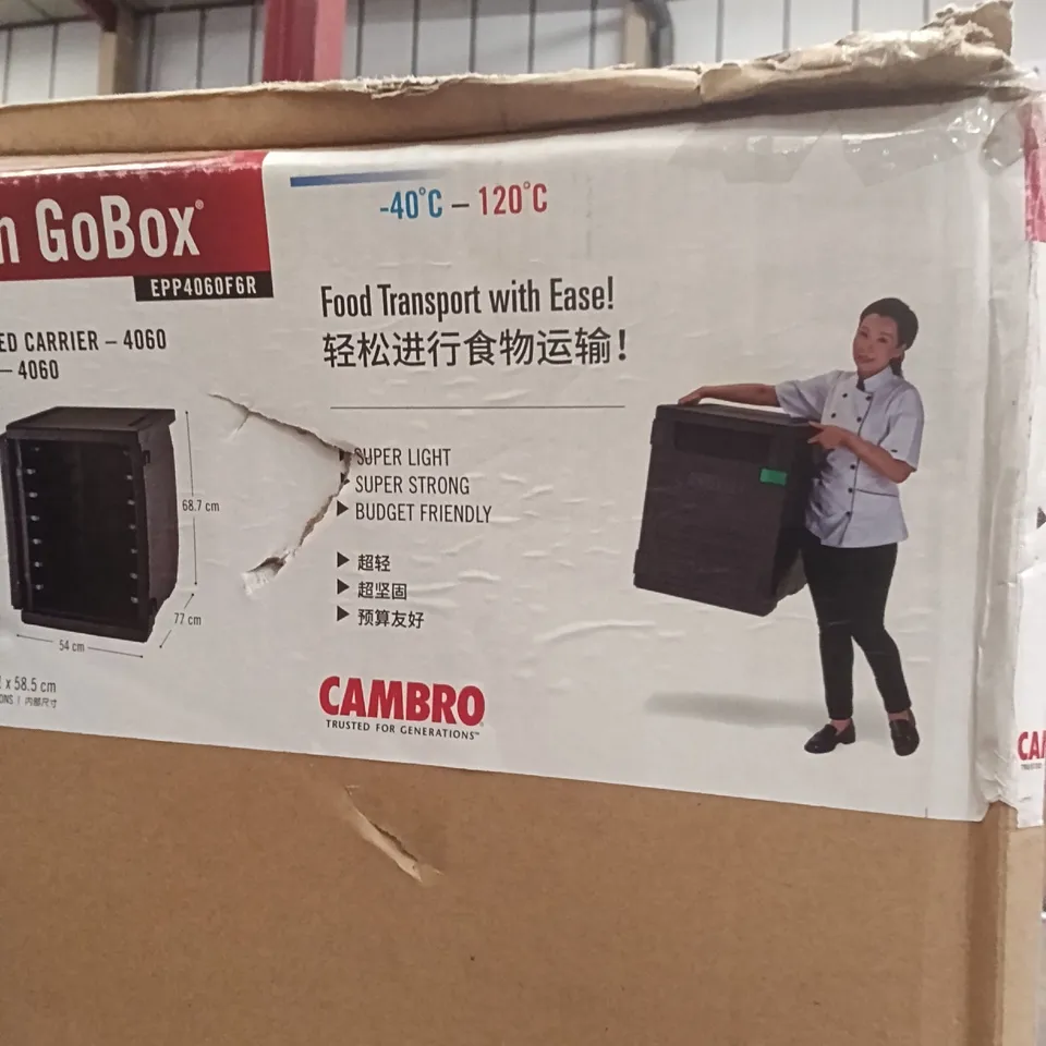 BOXED CAMBRO INSULATED CARRIER 4060