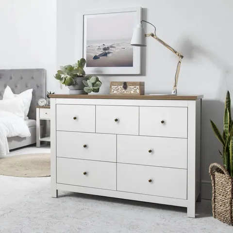 BOXED LAURA JAMES BAMPTON 3 OVER 4 CHEST OF DRAWERS - ALABASTER (1 BOX)