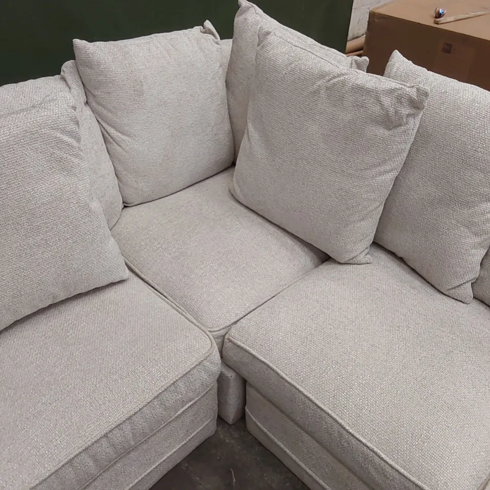 DESIGNER 5 SEATER LINEN UPHOLSTERED CORNER SOFA 