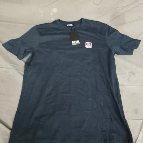 DIESEL T-JUST 16 T-SHIRT IN NAVY - MEDIUM