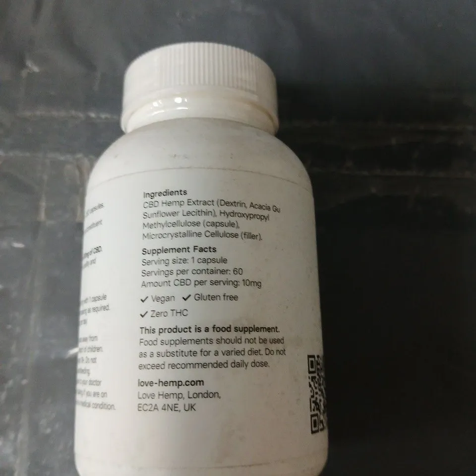 APPROXIMATELY 5 LOVE HEMP PREMIUM CBD CAPSULES – 60 CAPSULES, 10 MG CBD EACH (600 MG TOTAL)
